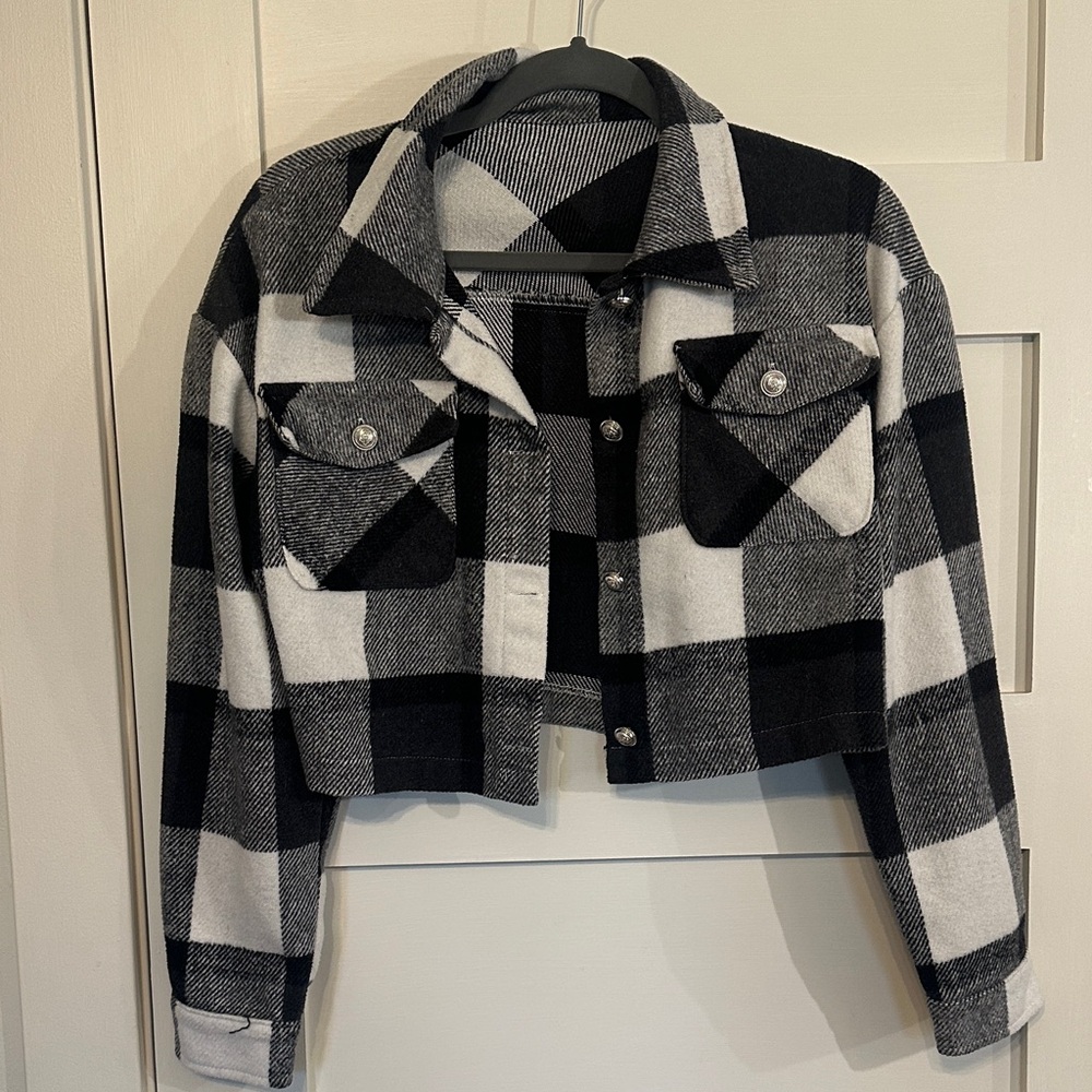Cropped Black & White Buffalo Plaid Button Jacket